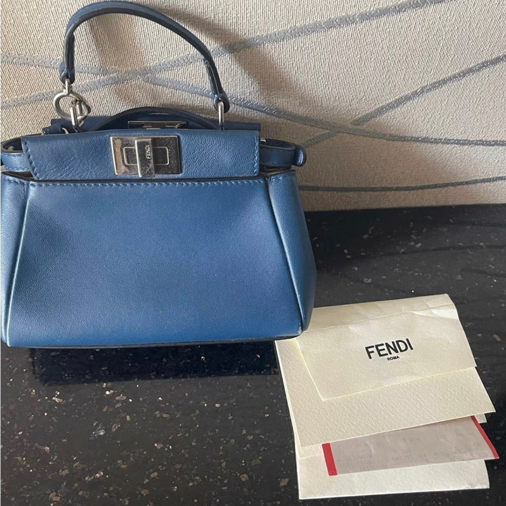 Fendi mini peekabo